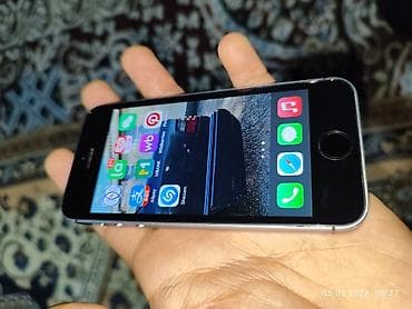 Apple iPhone: IPhone SE, Б/у, 128 ГБ, Space Gray, 99 % — 4