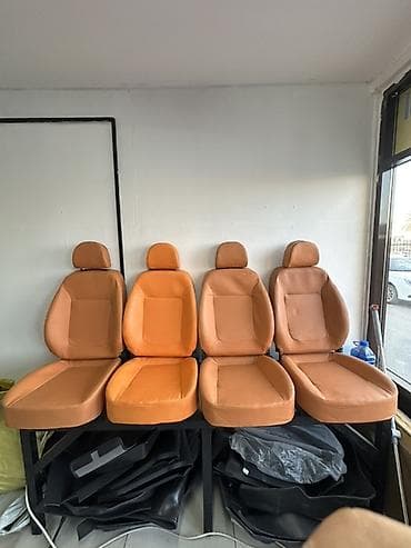 столы и стулья кафе: Стул для кафе, ресторанов, Б/у, Другой материал, цвет - Оранжевый — 2