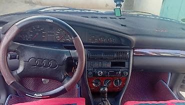 Audi 100: 1986 г., 2.6 л, Механика, Бензин, Седан — 1