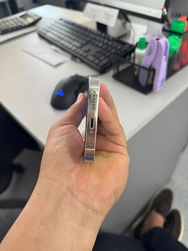macbook pro i9: Смартфон Apple iPhone (серия с динамическим вырезом Dynamic Island) — 9