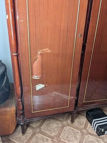 Креслолор: Спальный гарнитур (2) в классическом стиле из натурального дерева и — 4