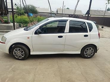 мотор нексия 1: Daewoo Kalos: 2002 г., 1.5 л, Ручные, Бензин, Хэтчбэк — 2