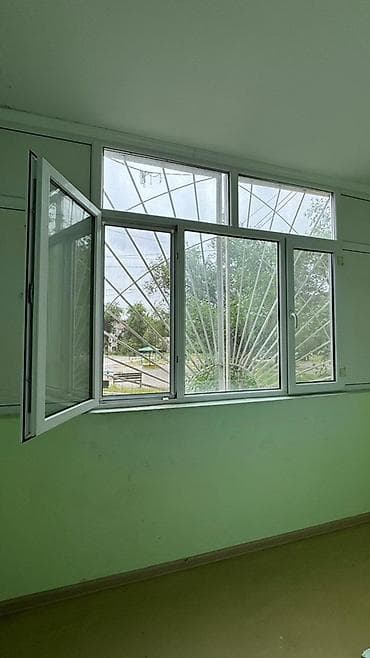 дом кирпичный: 1 комната, 34 м², 105 серия, 1 этаж, Старый ремонт — 5