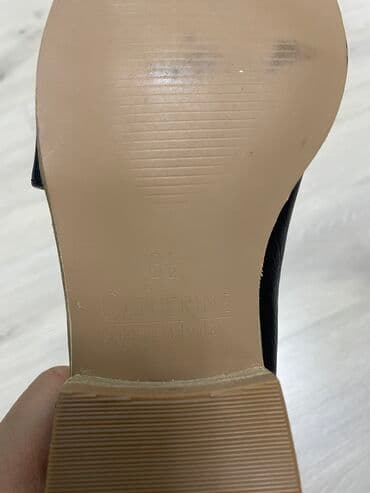 ecco 42: Кожа
36 размер
Новые — 5