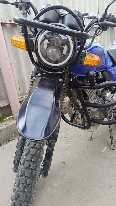 Классикалык Suzuki, 200 куб. см, Бензин, Колдонулган — 5