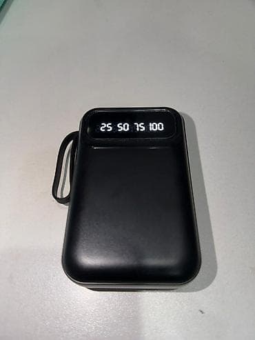 ufs 4: Универсальный внешний аккумулятор (Power Bank) с встроенными кабелями — 3