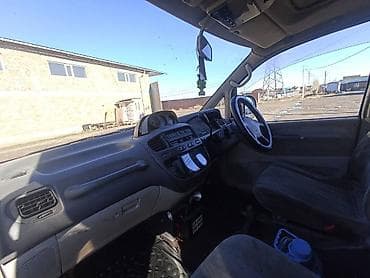 surron light bee: Mitsubishi Space Gear: 1996 г., Механика, Минивэн — 4