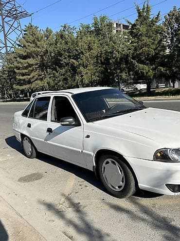 Унаа: Daewoo Nexia: 2011 г., 1.6 л, Кол менен иштөөчү, Бензин, Седан — 3