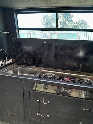 салон гольф 2: Дом на колёсах (кастом-караван/кемпер) – полностью обустроенный жилой — 2