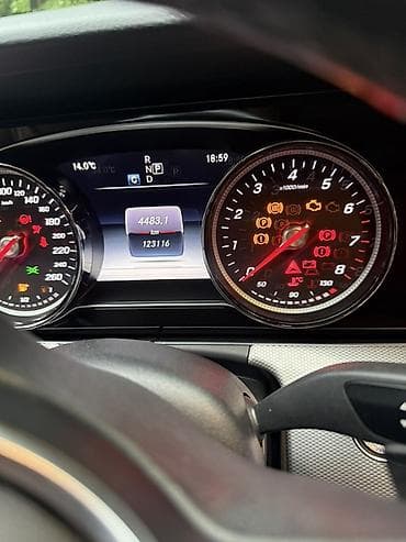 m5 e60: Mercedes-Benz E-Class: 2019 г., 2 л, Автомат, Бензин, Седан — 7