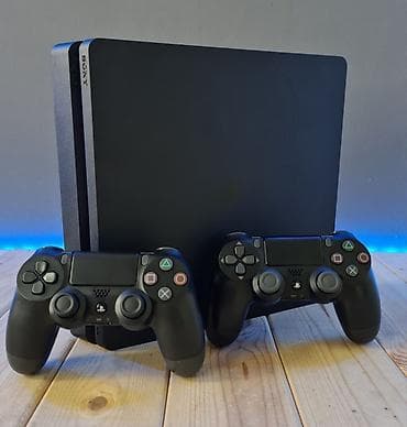 сони плестейшн 3: Игровая консоль Sony PlayStation 4 Slim с двумя беспроводными — 1