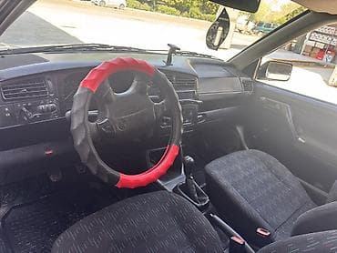 сктер: Volkswagen Golf: 1997 г., 1.8 л, Кол менен иштөөчү, Бензин — 7