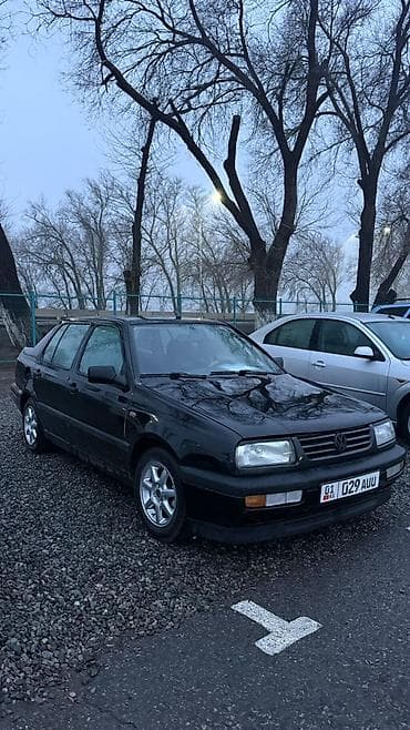 матиз объем 1: Volkswagen Vento: 1993 г., 1.8 л, Механика, Бензин, Седан — 2