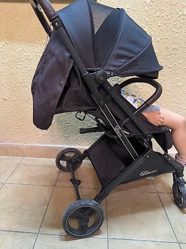 Коляски: Продаю коляску после одного ребенка. Складывается в чемодан — 1