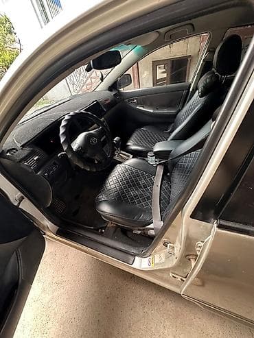 Toyota Corolla: 2004 г., 1.6 л, Автомат, Бензин, Седан — 5