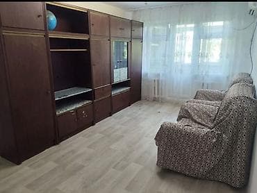 3 комнаты, 58 м², 104 серия, 4 этаж, Косметический ремонт — 3