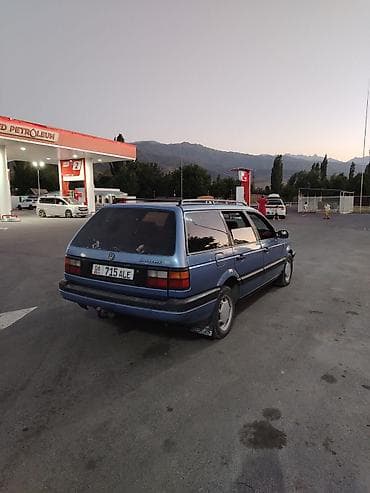 Volkswagen Passat Variant: 1992 г., 1.8 л, Механика, Бензин, Универсал — 1