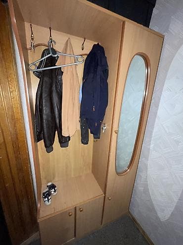 куплю бу стол: Шкаф-прихожая, Б/у, С зеркалом, МДФ — 3