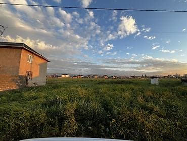 Жер тилкелери: 4 соток, Курулуш — 3