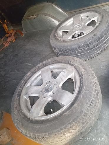 Комплект из 2 колес Mercedes: легкосплавные диски + летние шины — 4