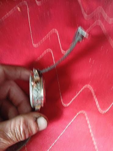 garmin 7: Наручные мужские часы с круглым корпусом и кожаным ремешком — 2