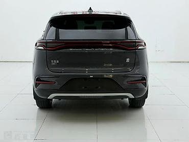 rd 1: BYD Tang: 2022 г., 1.5 л, Гибрид, Кроссовер — 8
