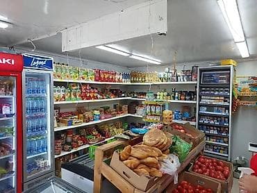 o store: 4 мкр Продается магазин с мороженным аппаратом Площадь: 20м2 3 новых — 1