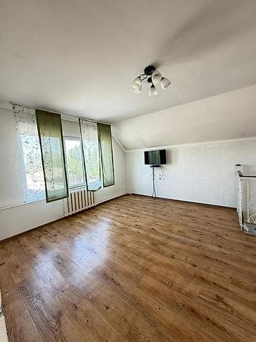 Дома: 170 м², 4 комнаты — 9