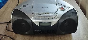 Декор жана интерьер: Портативная магнитола Sony CFD-S20CP (сверху) и радиоприемник с часами — 4