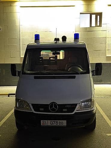 задний стопы: Продаётся реанимобиль на базе Mercedes‑Benz Sprinter 213 CDI 💰 Цена — 10