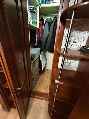 3 комнаты, 96 м², Ошский рынок / базар Индивидуалка, 1 этаж, Косметический ремонт — 6