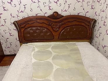 прикроватные тумбочки из дерева: Спальный гарнитур в классическом стиле Состав комплекта: - — 3