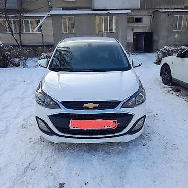 bmw e9: Chevrolet Spark: 2022 г., 1 л, Вариатор, Бензин, Седан — 4