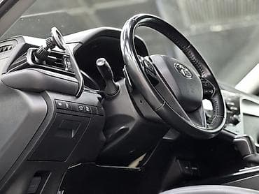 corolla 2004: Toyota Camry: 2019 г., 2.5 л, Автомат, Бензин, Седан — 8