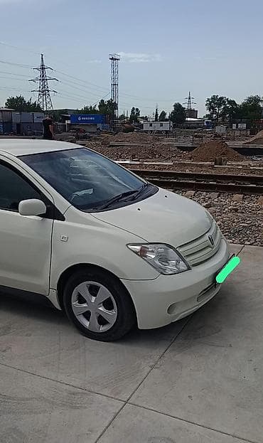 Унаа: Toyota Ist: 2003 г., 1.3 л, Автомат, Бензин, Хетчбек — 1