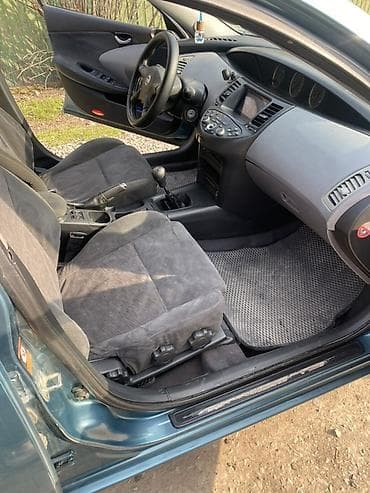 Nissan Primera: 2002 г., 1.8 л, Механика, Бензин, Универсал — 5