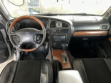 e6 3: Infiniti QX4: 2000 г., 3.5 л, Автомат, Газ, Внедорожник — 6