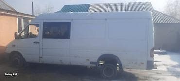 спринтер двер: Mercedes-Benz Спринтер: 2000 г., 2.2 л, Фургон — 2