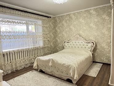 Аренда. Просторный дом с полноценной мебелью и декором в классическом