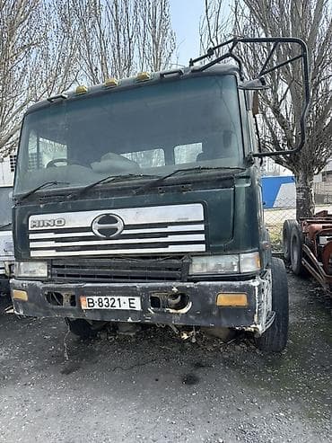 волва тягачи: Тягач, Toyota, 1990 г. — 2