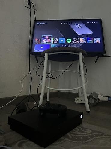 xbox wireless controller: Xbox One X 1 ТБ + беспроводной геймпад - Мощная консоль с поддержкой — 2