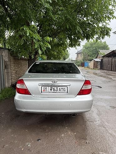 650: Toyota Camry: 2004 г., Газ — 7