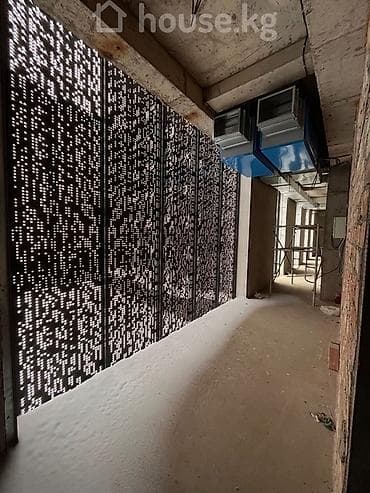 пустой помещение: Аренда офисов, 300 м², В бизнес центре, 1 линия, С видом на горы, С отдельным сан узлом — 8