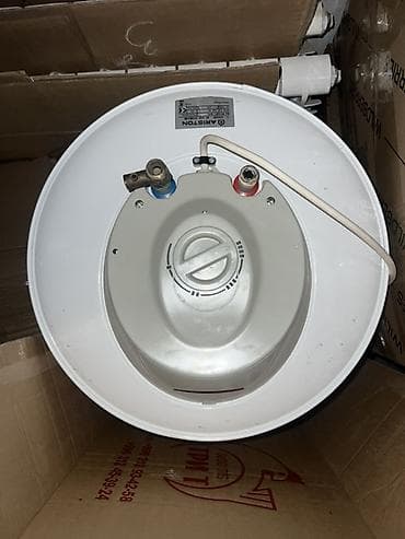 tank 3: Накопительный водонагреватель Объем бака: 80 л, Ariston, Электрический, Регулятор температуры, Эмалированная сталь — 3