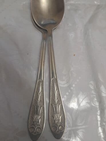 серебрянные ложки: Столовые ложки и вилки советские нержавейки. Отдам все по 50 сом шт — 6