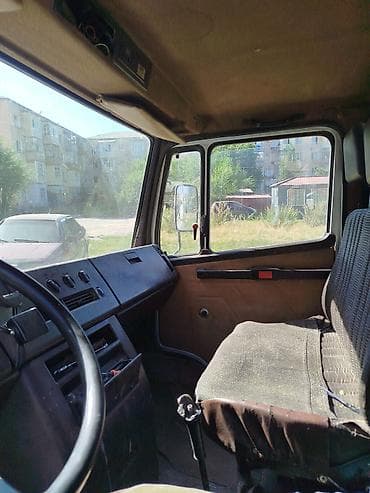 m5 e60: Грузовик, Mercedes-Benz, Стандарт, 6 т, Б/у — 7