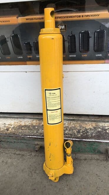 Домкрат гидравлический для гаражного крана 12т