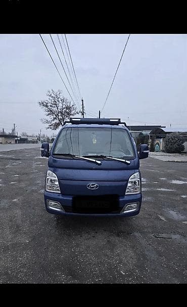 Жеңил жүк ташуучу унаа, Hyundai, Стандарт