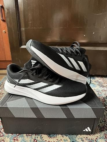 шлепки крокс цена: Мужские кроссовки, 42.5, Adidas, Новый, цвет - Черный — 2