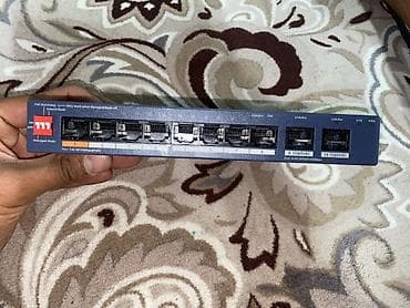 man: Управляемый PoE-коммутатор Dahua DH-CS4010-8ET2GT-60 - 10‑портовый — 3
